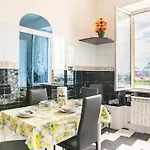 Casa Laura * Genua