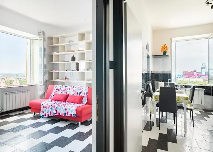 Semesterbostad Casa Laura Genua